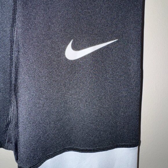 Nike Pro NBA Team Issue Compression 3/4 Tights Black White Men AT9764-011 - Picture 6 of 11